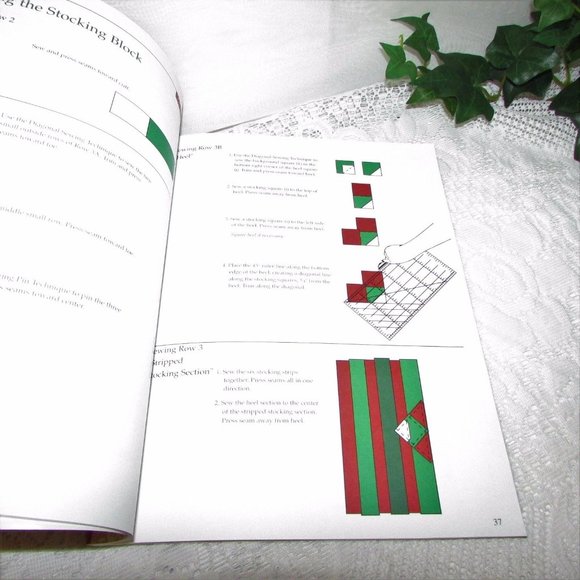 Quilt in a Day CHRISTMAS TRADITIONS Sewing Pattern Quilting Book Cottagecore - Picture 4 of 6